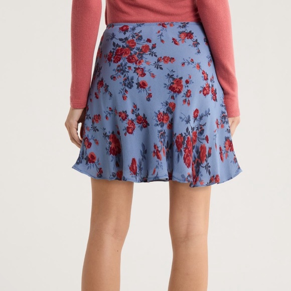 Reformation Brandy Floral Mini Skirt - Picture 4 of 7